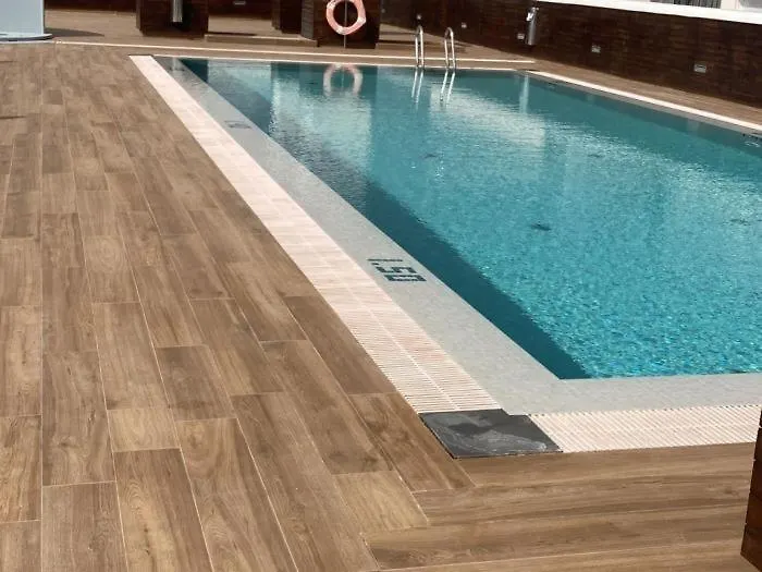 1 9 Tesoro Galeon Spa Y Gym 阿德耶